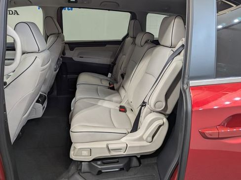New 2026 Honda Odyssey Touring image 25