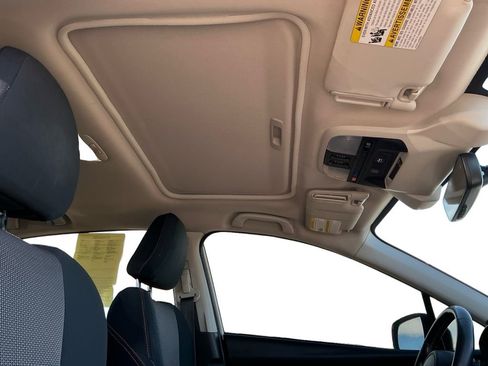 Used 2018 Subaru Crosstrek 2.0i Premium image 21