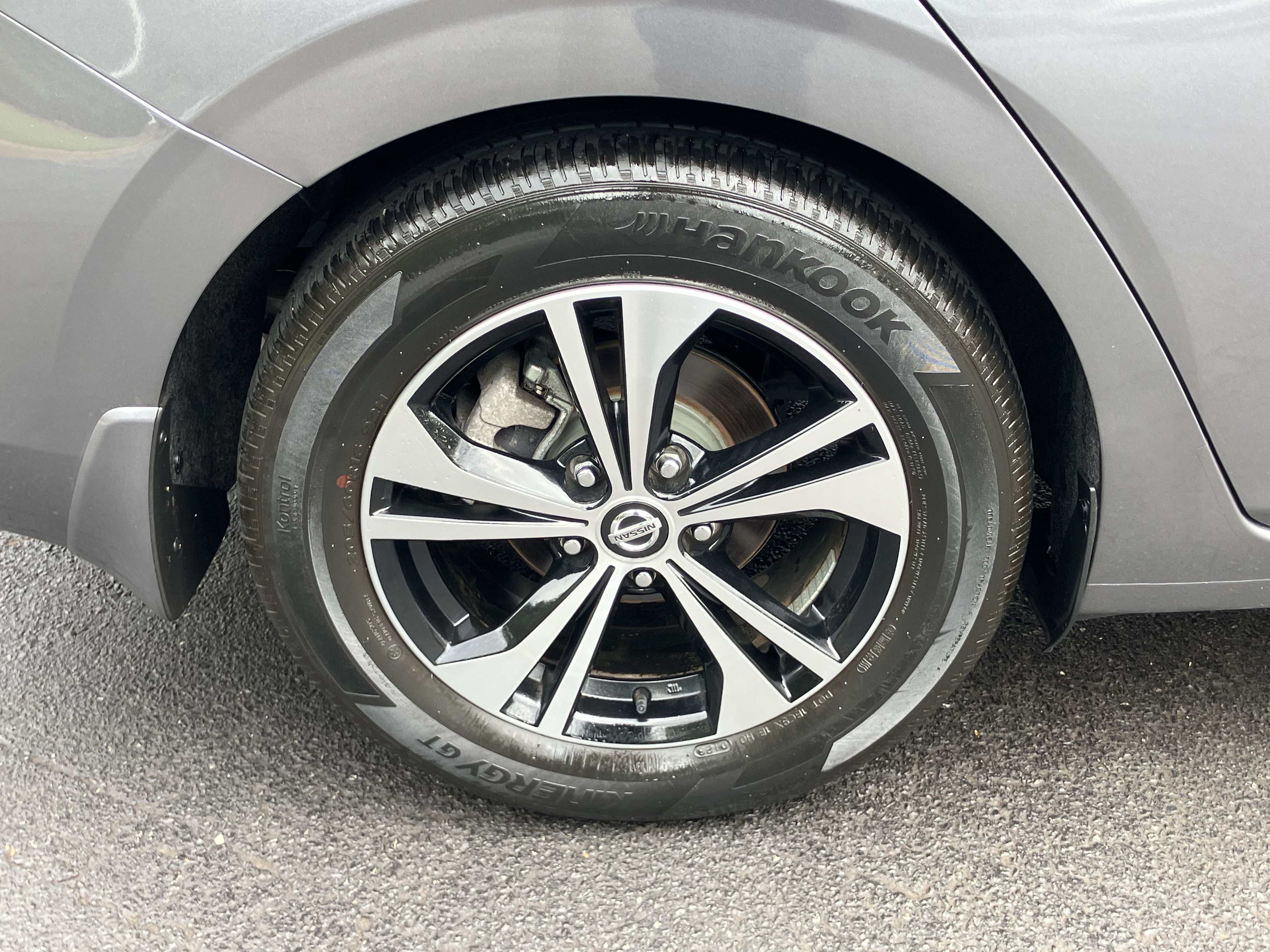 Used 2023 Nissan Sentra SV FWD image 13