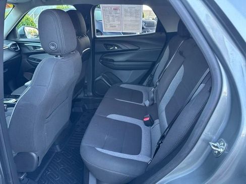 Used 2024 Chevrolet TrailBlazer LT w/ Convenience Package FWD image 18