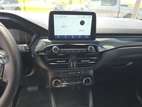Used 2025 Ford Escape ST-Line AWD/4WD image 19