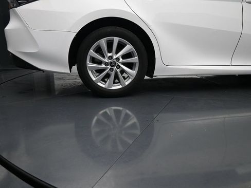 Used 2024 Toyota Camry LE FWD image 10