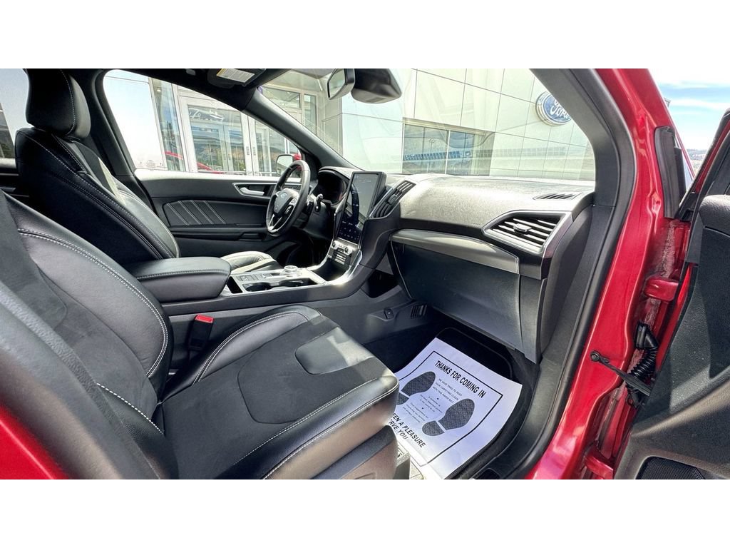 Used 2024 Ford Edge ST w/ Equipment Group 401A AWD/4WD image 9