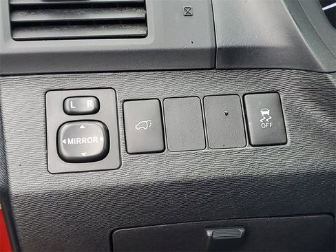 Used 2013 Toyota Venza LE image 18