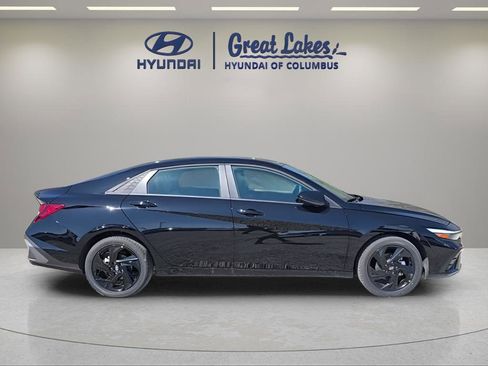 New 2026 Hyundai Elantra Sport FWD image 6