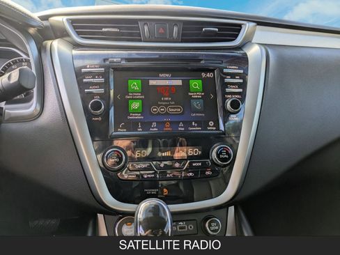 Used 2024 Nissan Murano SL image 17