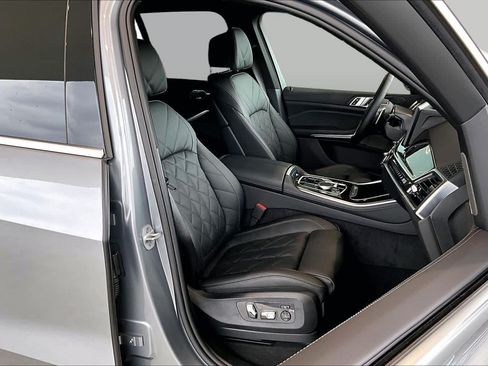 Used 2026 BMW X5 sDrive40i RWD image 8