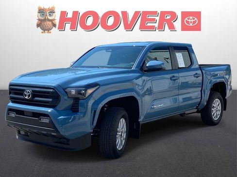 Used 2026 Toyota Tacoma SR5 RWD image 6