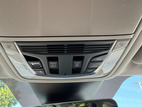 Used 2024 Acura MDX SH-AWD w/ Technology Package image 23