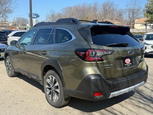 Used 2023 Subaru Outback Limited image 8