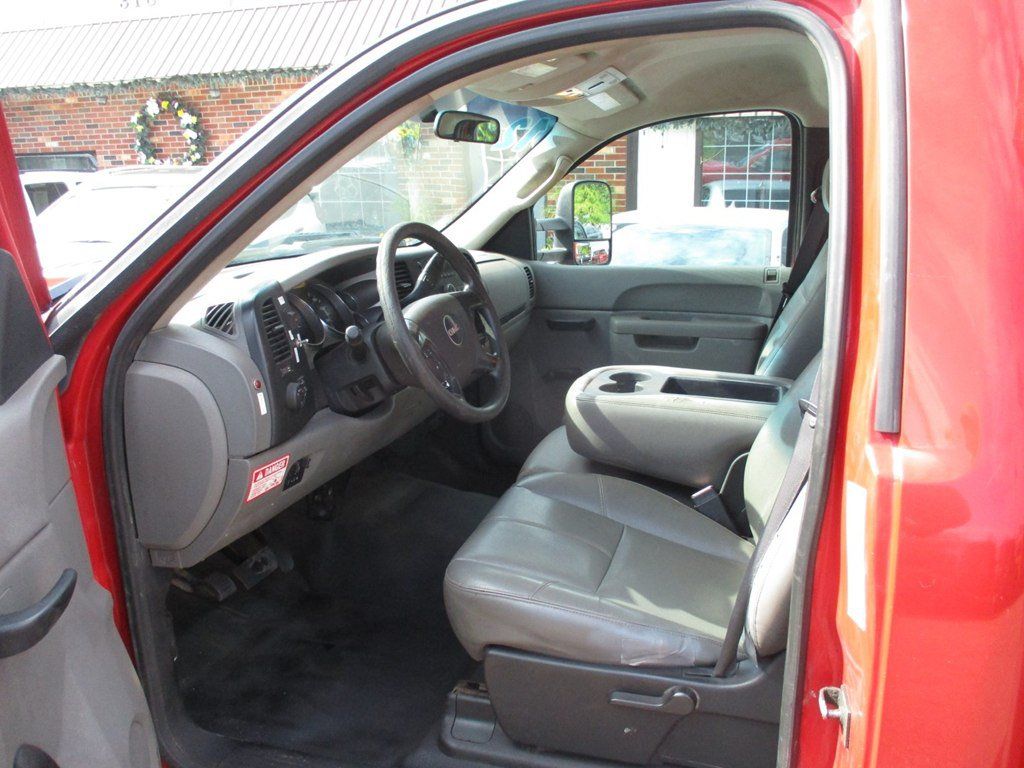 Used 2012 GMC Sierra 3500 W/T RWD image 9