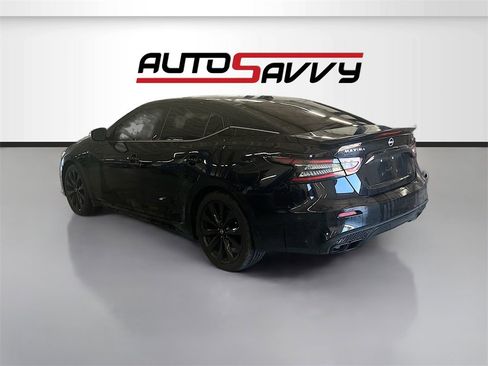 Used 2023 Nissan Maxima SR w/ Sport Mat Group image 5