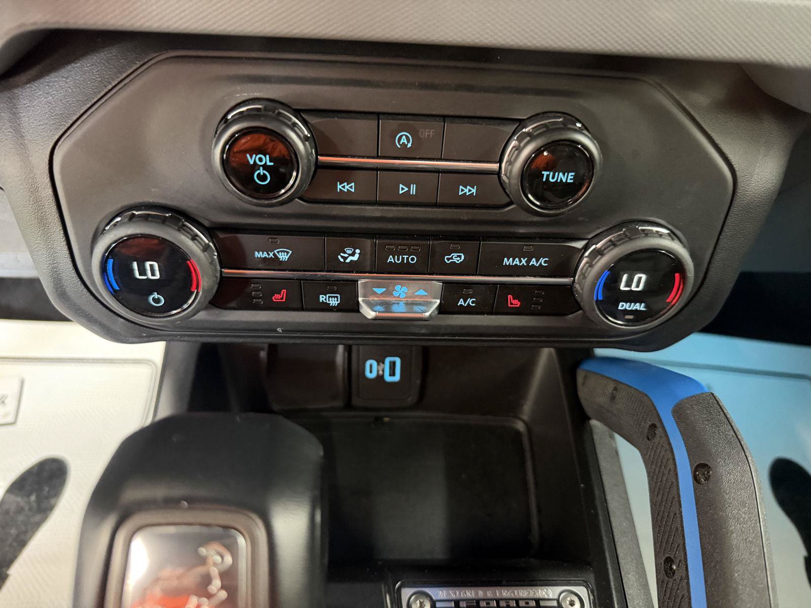 Used 2023 Ford Bronco Black Diamond AWD/4WD image 18