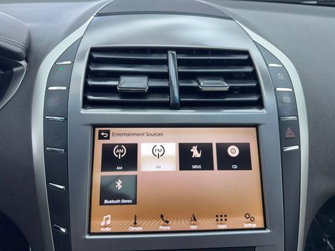 Used 2017 Lincoln MKZ Select w/ Select Plus Package FWD image 25