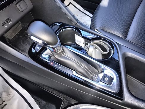 Used 2025 Buick Encore GX Avenir w/ Avenir Convenience Package image 19