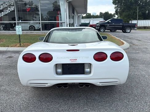 Used 2002 Chevrolet Corvette Coupe RWD image 5