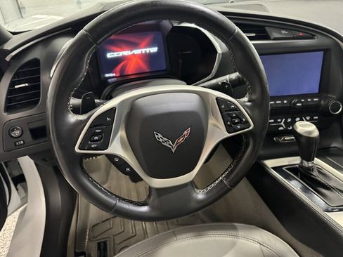 Used 2014 Chevrolet Corvette Stingray Convertible image 15