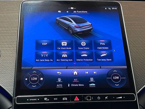 Used 2023 Mercedes-Benz EQE 500 4MATIC Sedan w/ Exclusive Trim Package image 39