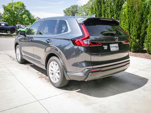 Certified 2024 Honda CR-V EX image 8