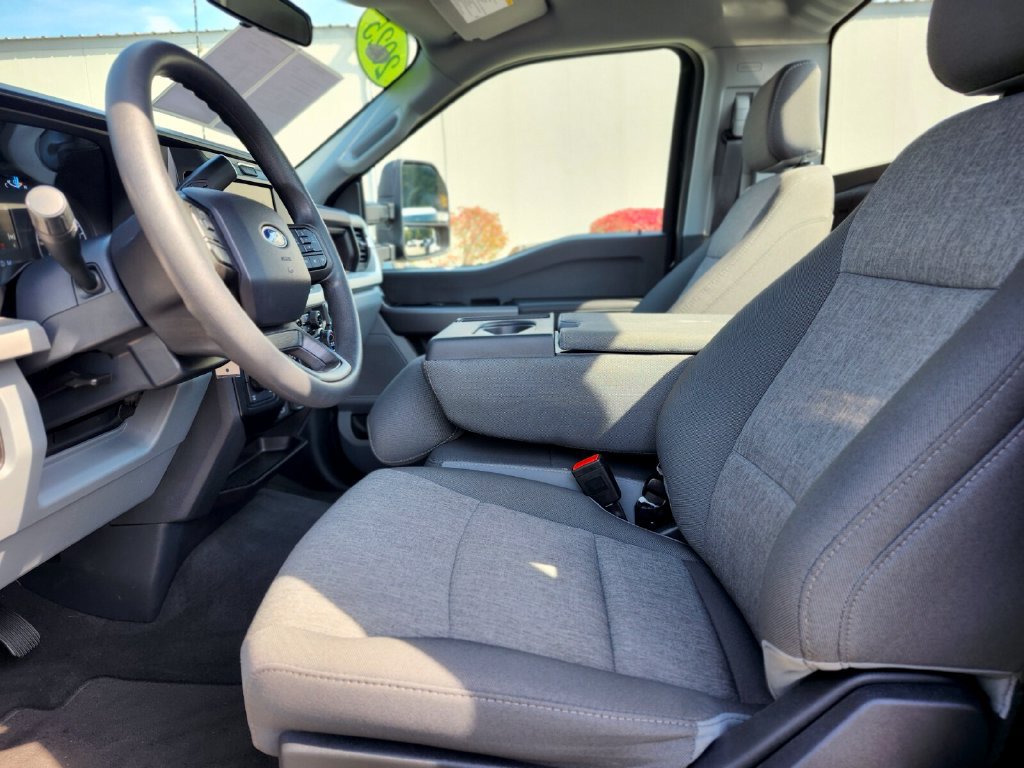 Used 2025 Ford F350 XL w/ STX Appearance Package AWD/4WD image 13