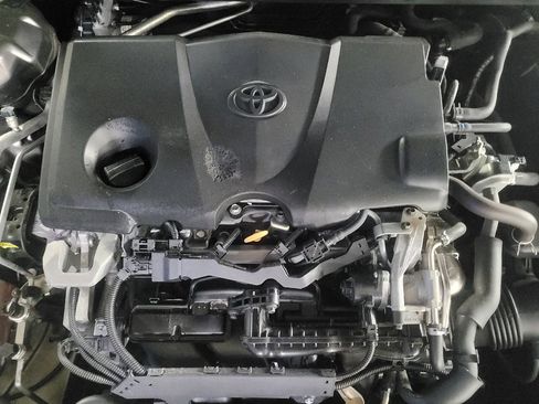 Used 2019 Toyota Camry SE FWD image 30