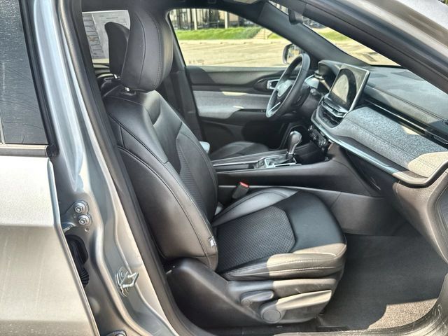 Used 2024 Jeep Compass Latitude AWD/4WD image 23