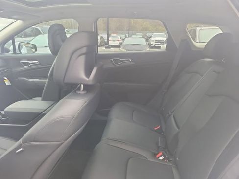 New 2026 Kia Sportage SX image 12