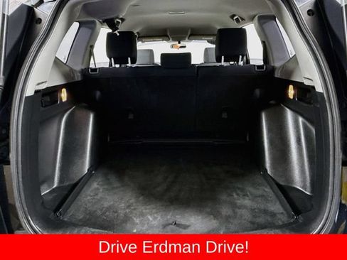 Used 2018 Honda CR-V LX image 33