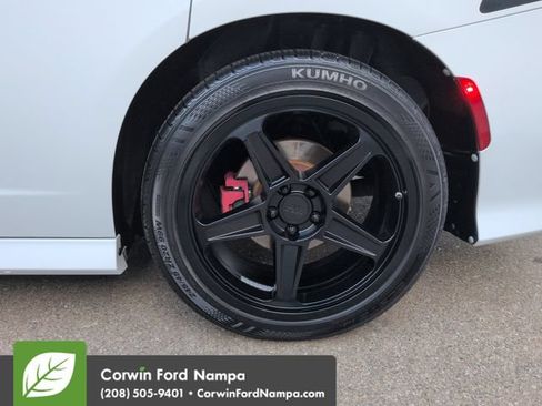 Used 2017 Dodge Charger R/T RWD image 29