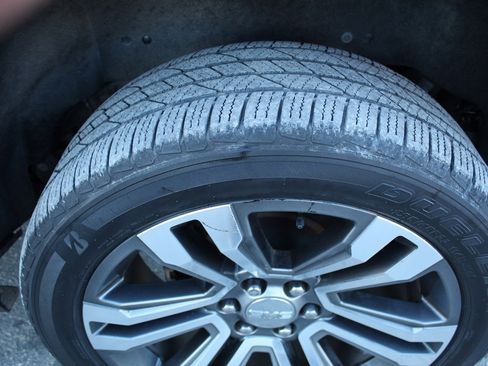 Used 2018 GMC Yukon XL Denali w/ Open Road Package image 9