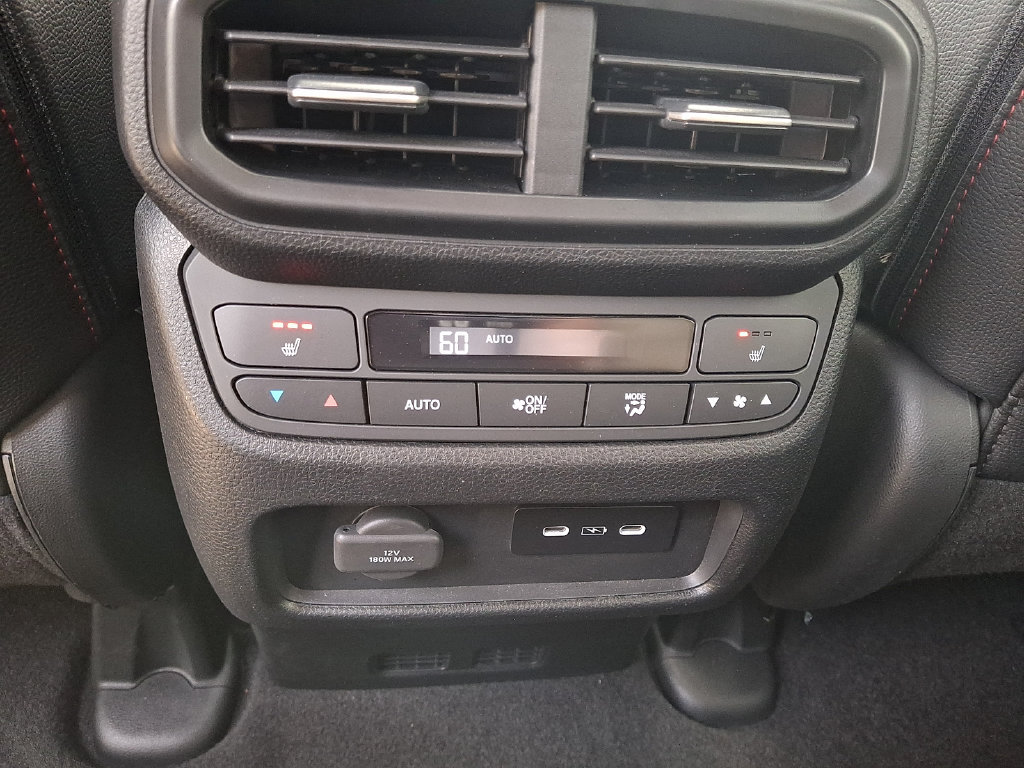 Used 2024 Honda Ridgeline Black Edition image 11