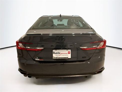 Certified 2025 Toyota Camry SE image 5