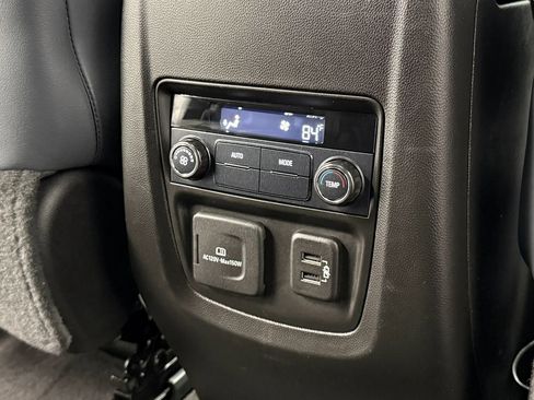 Used 2018 Buick Enclave Essence w/ Experience Buick Package AWD/4WD image 26