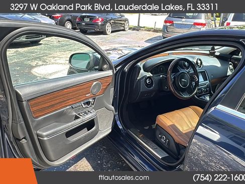 Used 2016 Jaguar XJ AWD/4WD image 19