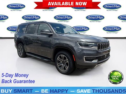 Used 2024 Jeep Wagoneer Series II w/ Flexible Seating Group RWD image 1