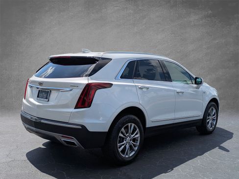 Certified 2023 Cadillac XT5 Premium Luxury AWD/4WD image 6