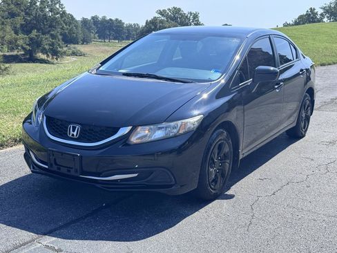 Used 2015 Honda Civic LX image 2