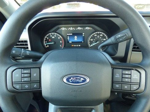 New 2026 Ford F250 XL w/ XL Chrome Package image 19