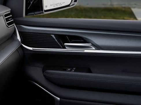 New 2026 Jeep Grand Wagoneer Limited AWD/4WD image 25