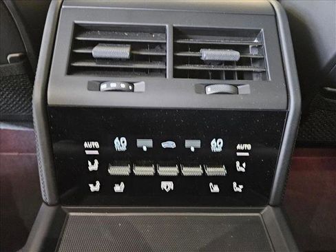 Used 2025 Porsche Panamera 4 image 18