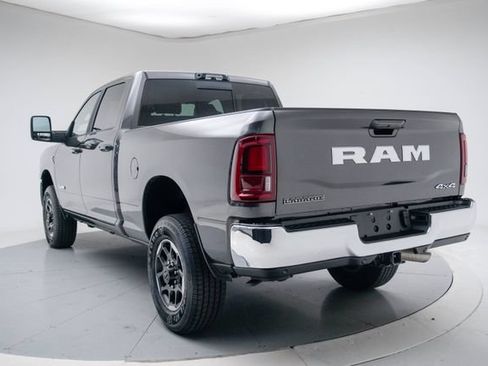 Used 2025 RAM 2500 Laramie AWD/4WD image 22