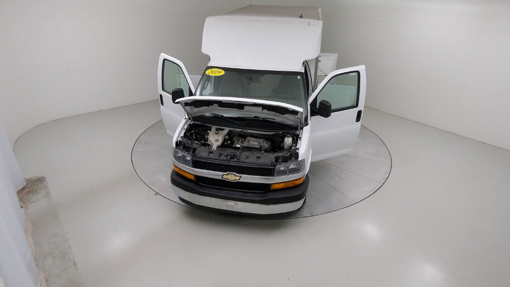 Used 2019 Chevrolet Express 3500 w/ Power Convenience Package RWD image 43