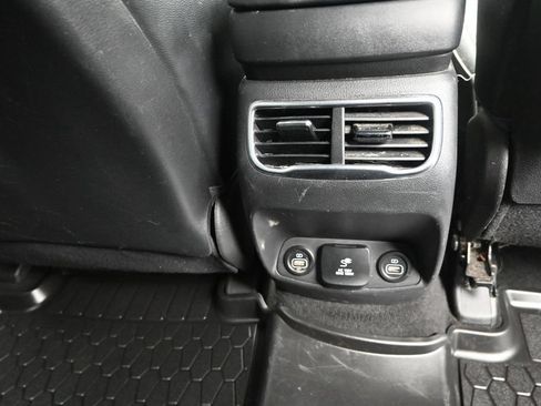 Used 2023 Hyundai Santa Fe Limited FWD image 14