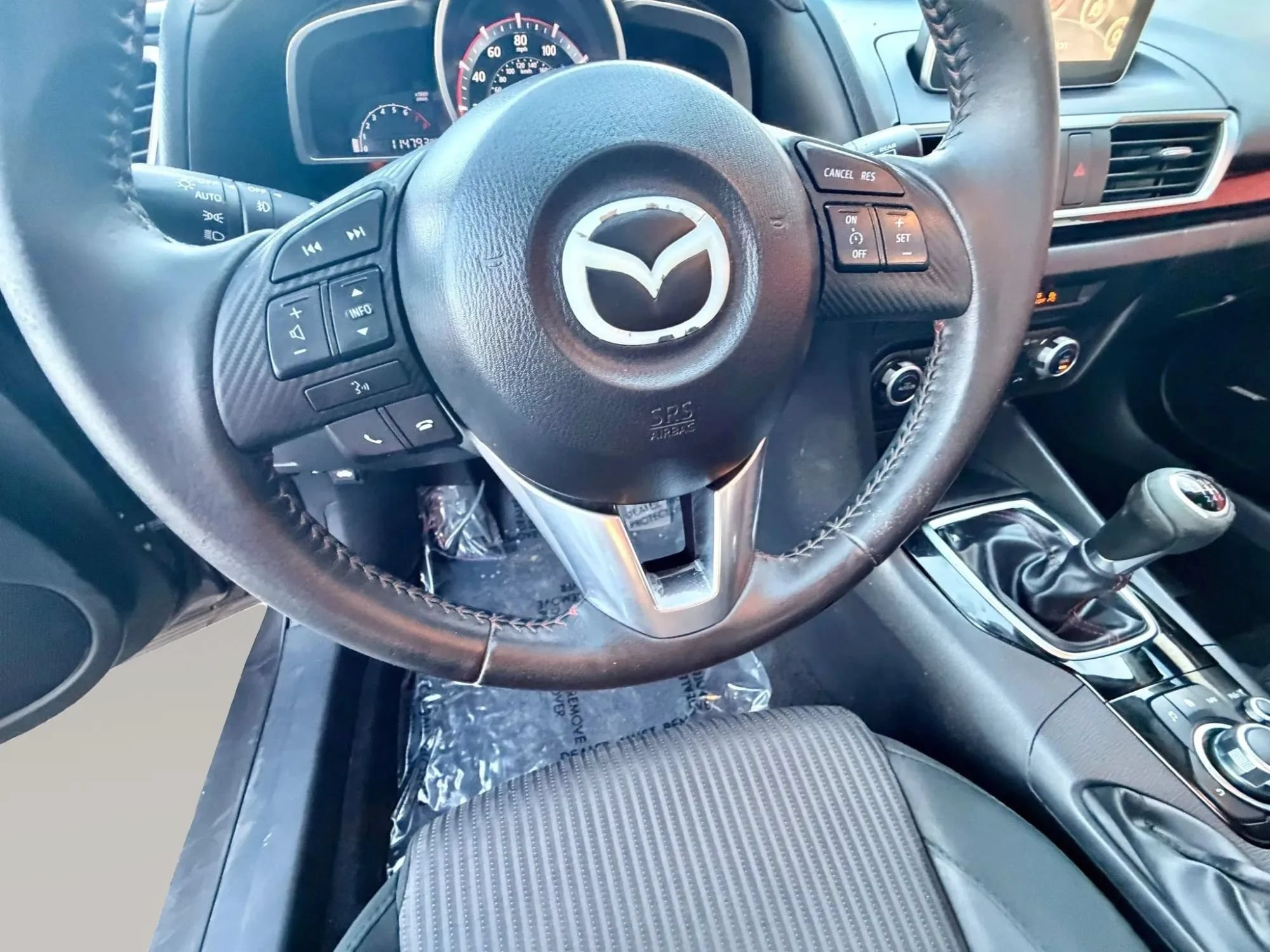 Used 2016 MAZDA MAZDA3 i Touring w/ Popular Equipment Package FWD image 9