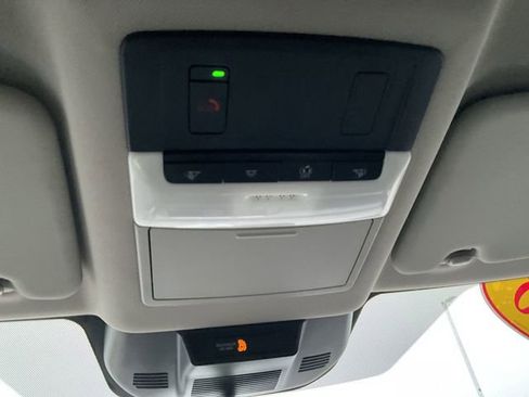 Certified 2023 Nissan Rogue SV image 18