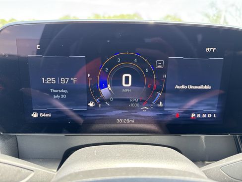 Used 2026 Chevrolet Traverse LT FWD image 10