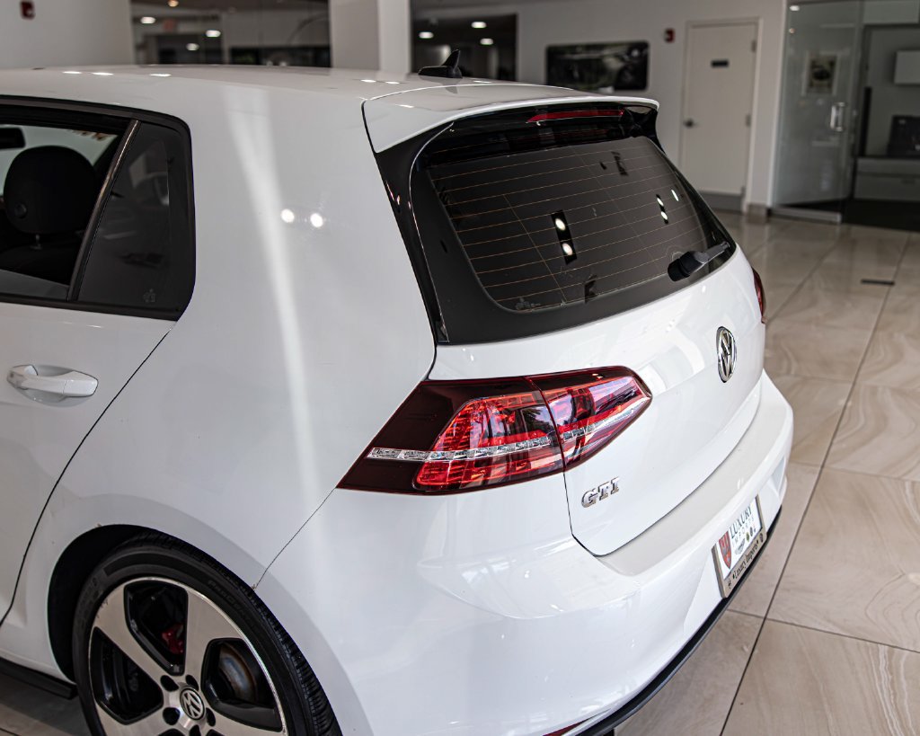 Used 2017 Volkswagen GTI S FWD image 11