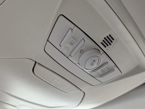 Used 2014 Ford Escape Titanium image 23