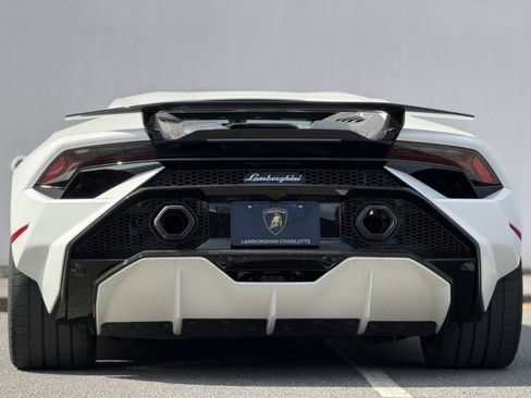 Used 2024 Lamborghini Huracan Tecnica RWD image 6