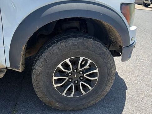 Used 2013 Ford F150 Raptor w/ Plus Pkg AWD/4WD image 23